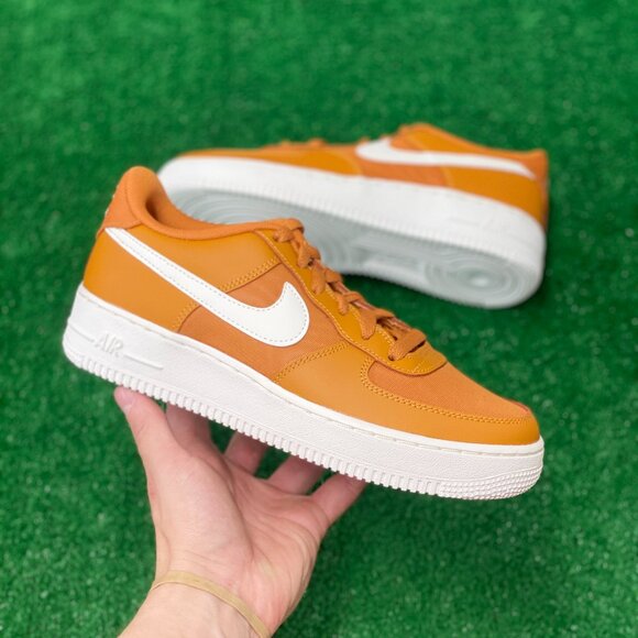 Nike Air Force 1 LV8 2 GS Sportswear Shoes Orange White DX1656-800 VNDS Size 6